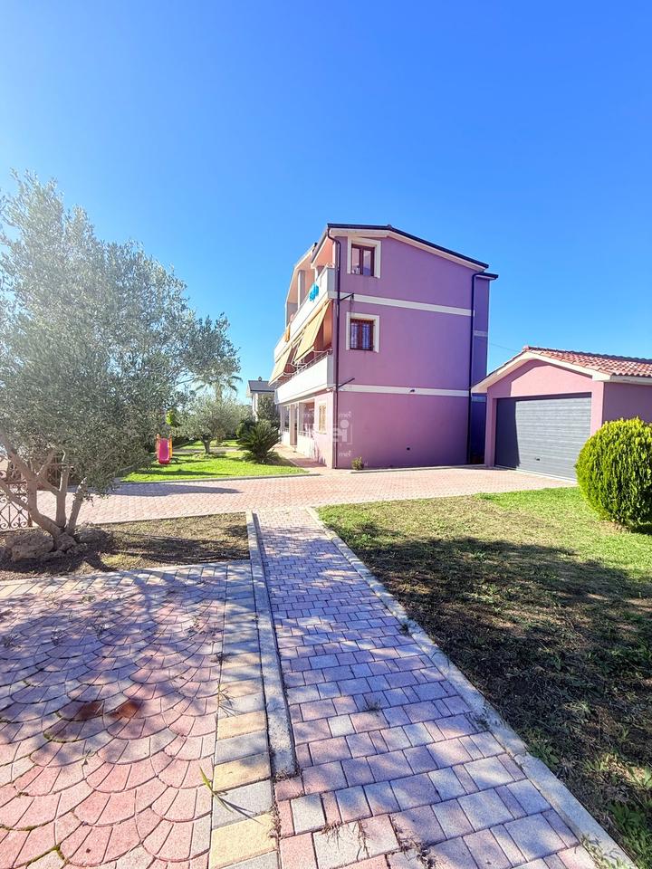 JEPET  ME  QIRA VILE MANEZ