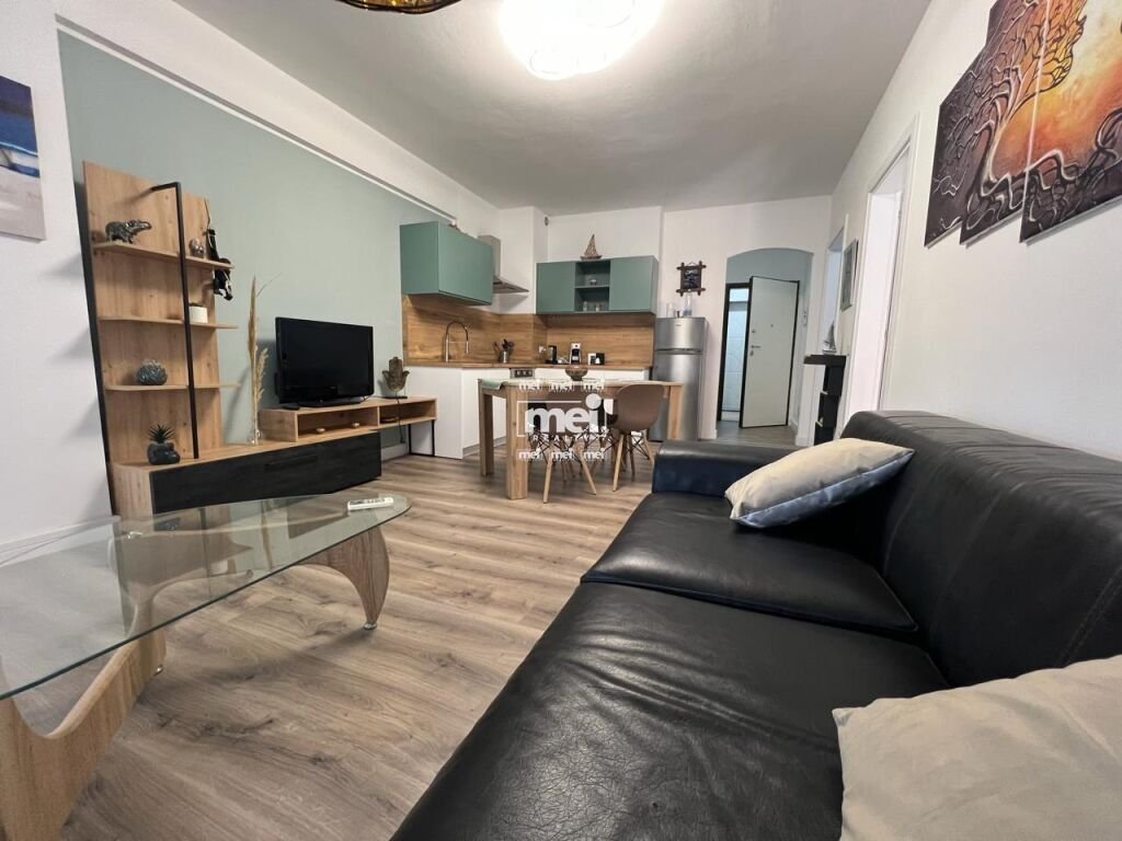 JEPET ME QIRA APARTAMENT 1+1 NE VOLLGA!