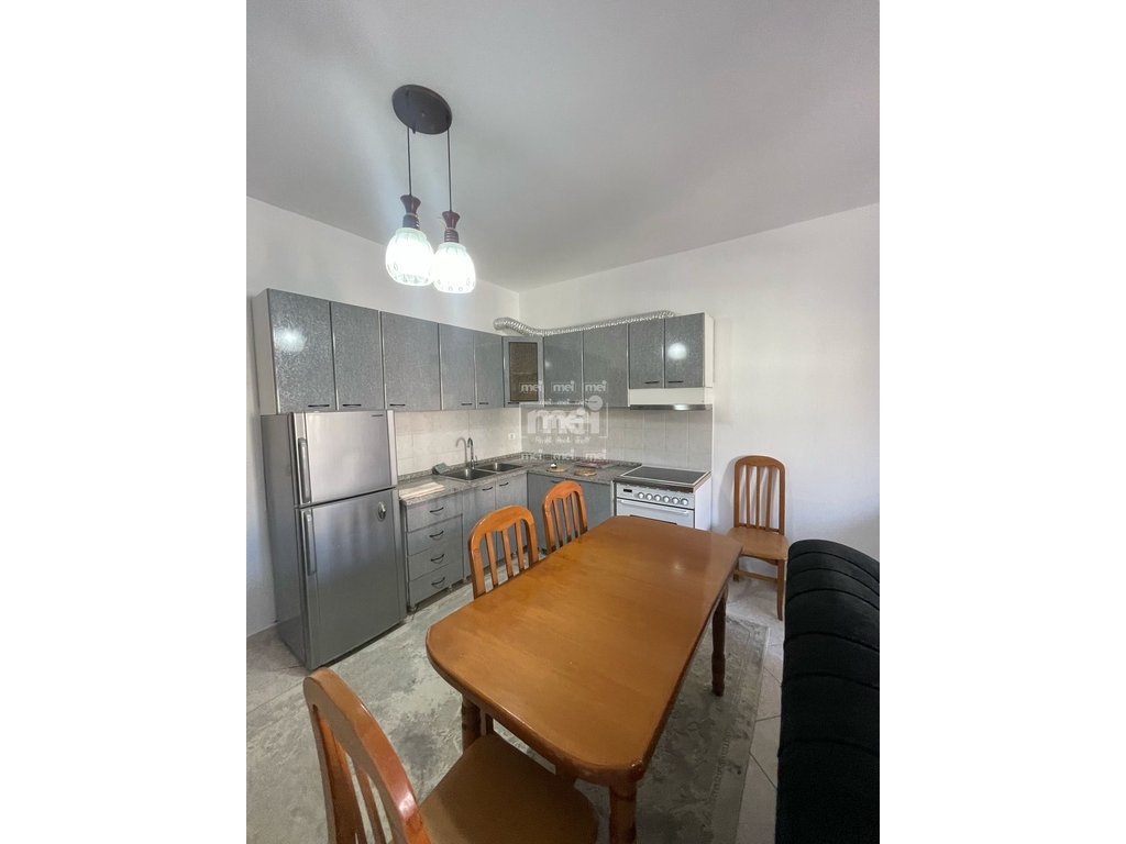 SHITET APARTAMENT 1+1 NE HEKURUDHA!