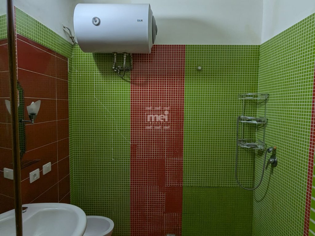 JEPET ME QIRA APARTAMENTI 1+1