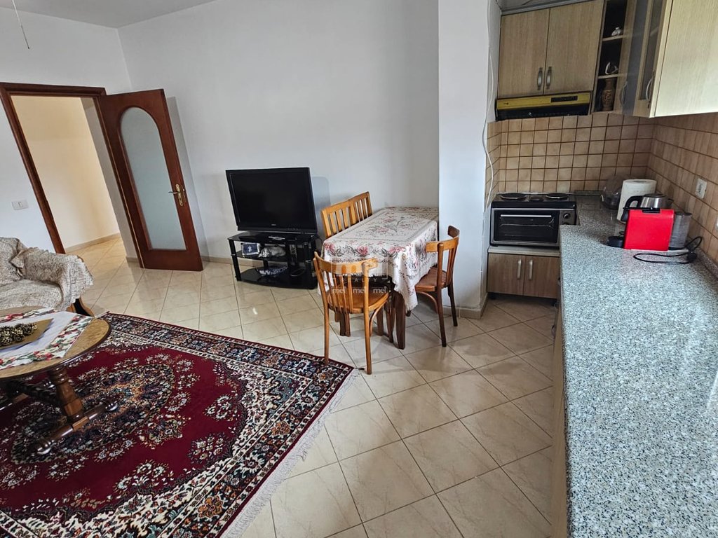 JEPET ME QIRA APARTAMENT 1+1 TEK LAGJJA E RE!
