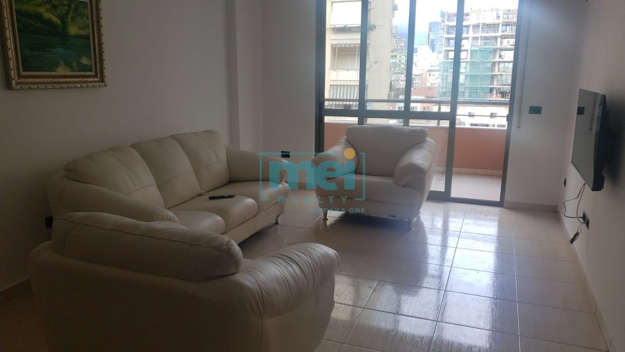 For Rent: Super Apartment 2+1+2 in Komuna e Parisit!