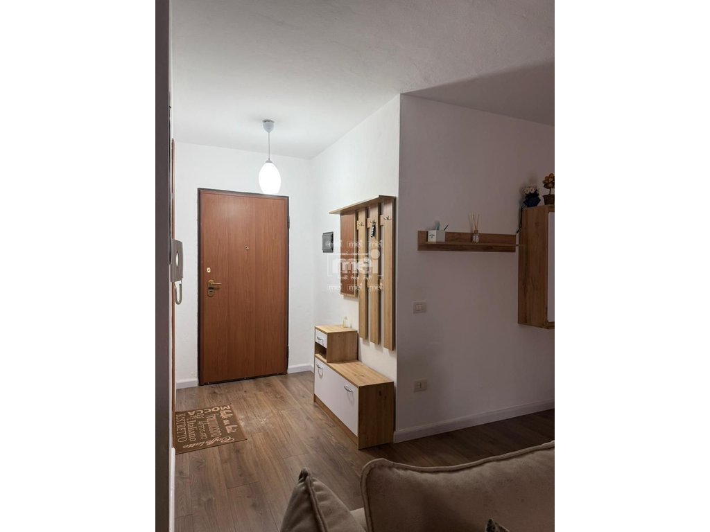 JEPET ME QIRA APARTAMENT 1+1 TEK  VOLLGA