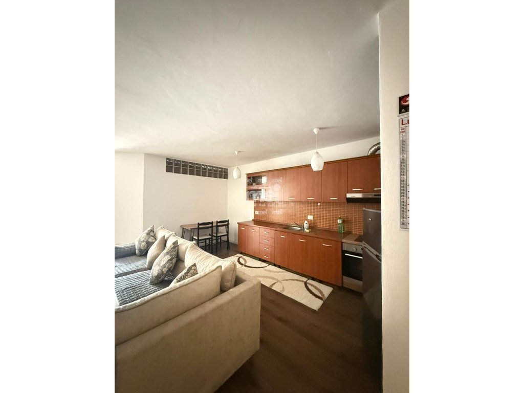 JEPET ME QIRA APARTAMENT 1+1 TEK  VOLLGA