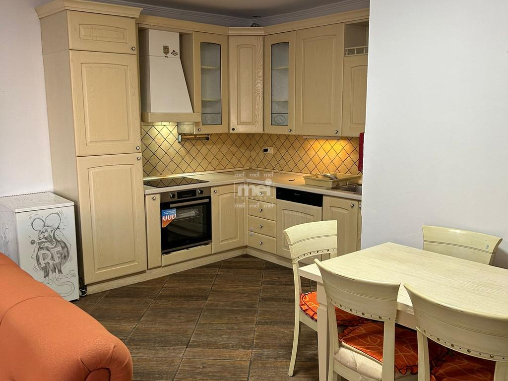 JEPET ME QIRA APARTAMENT 2+1,TEK TATIM TAKSAT