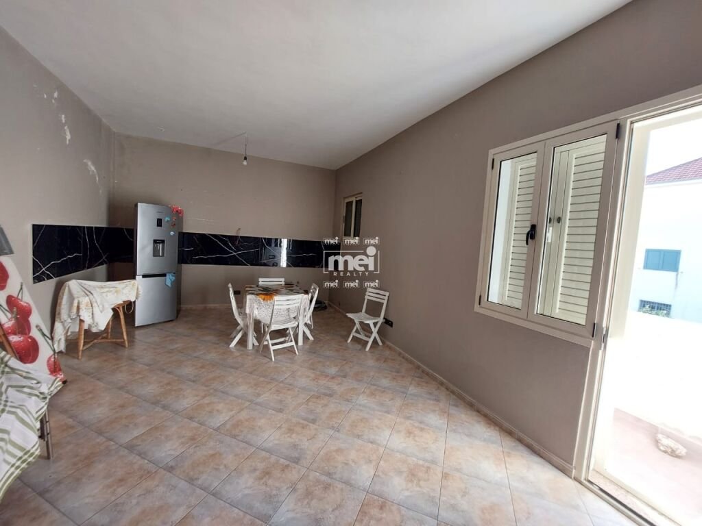 SHITET VILE 3-KATESHE PRANE MBIKALIMIT TE SUKTHIT AUTOSTRADE DURRES-TIRANE!