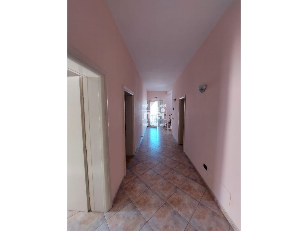 SHITET VILE 3-KATESHE PRANE MBIKALIMIT TE SUKTHIT AUTOSTRADE DURRES-TIRANE!