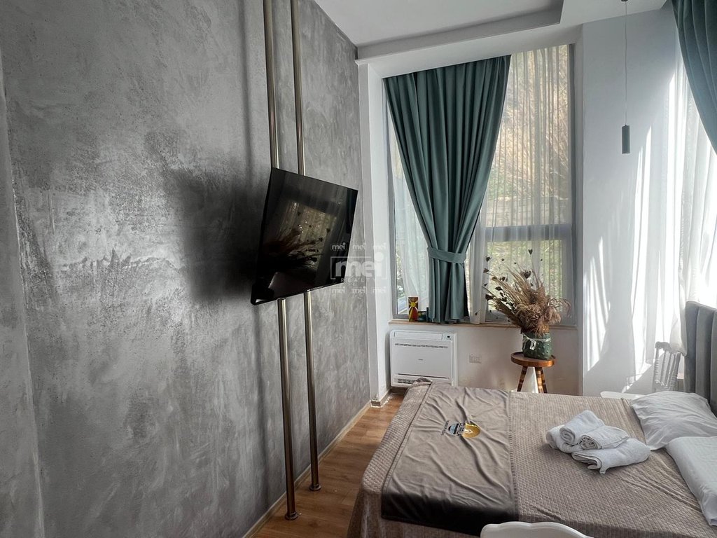 JEPET GARSIONER ME QIRA NE VOLLGA!