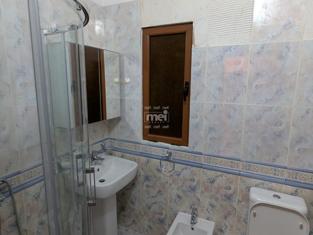 JEPET APARTAMENT ME QIRA 2+1 TREGU FRUTA PERIME