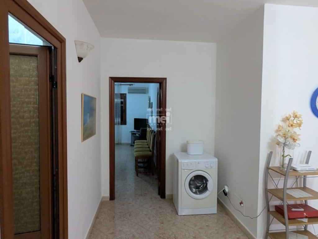 JEPET APARTAMENT ME QIRA 2+1 TREGU FRUTA PERIME