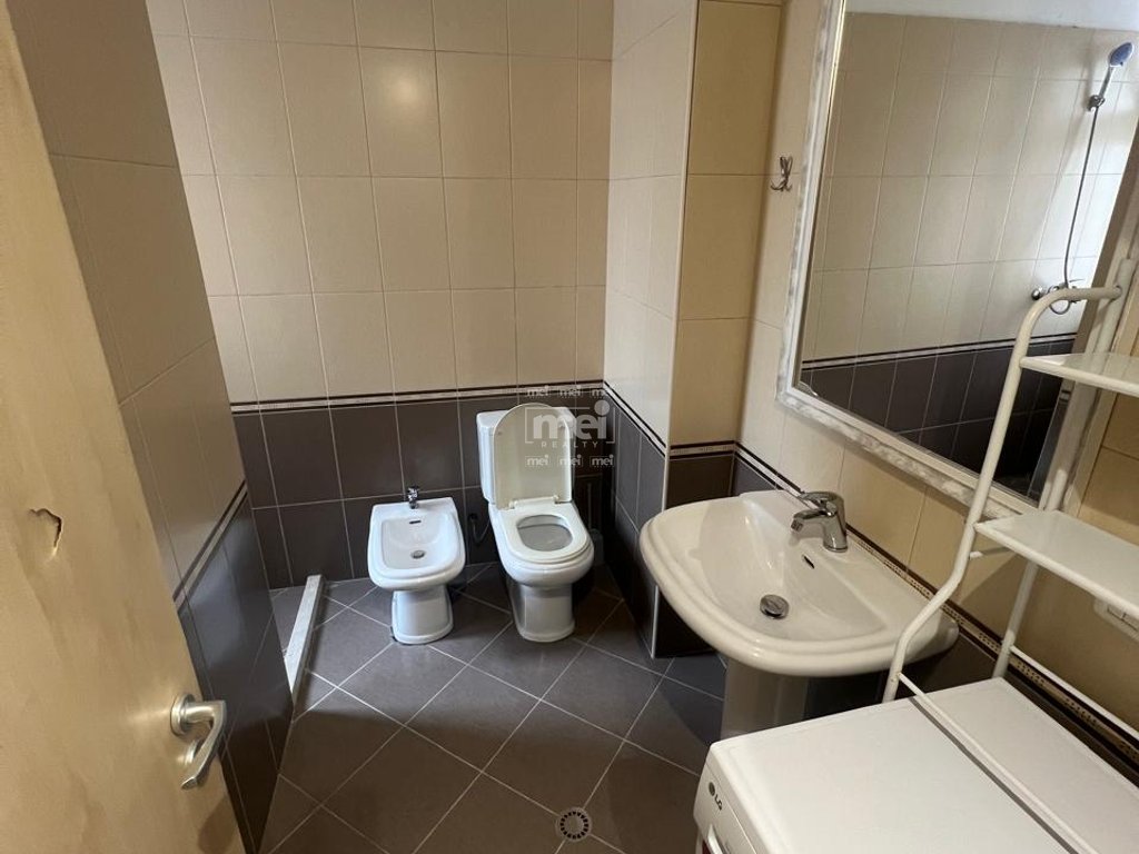 JEPET ME QIRA APARTAMENT  2+1+2 TEK  GJYKATA!