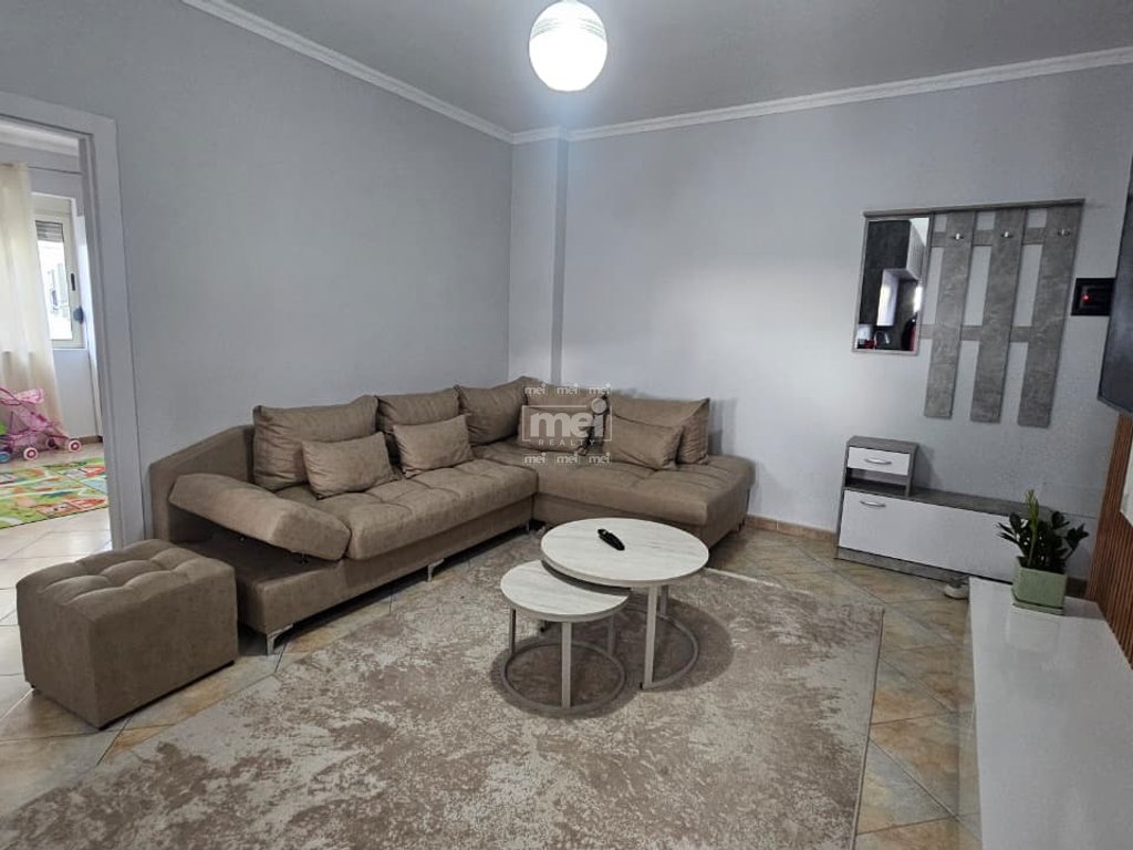 SHITET APARTAMENT 2+1+2 TEK RROTA E KUQE!