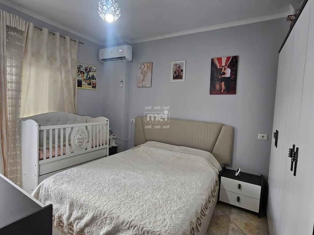 SHITET APARTAMENT 2+1+2 TEK RROTA E KUQE!