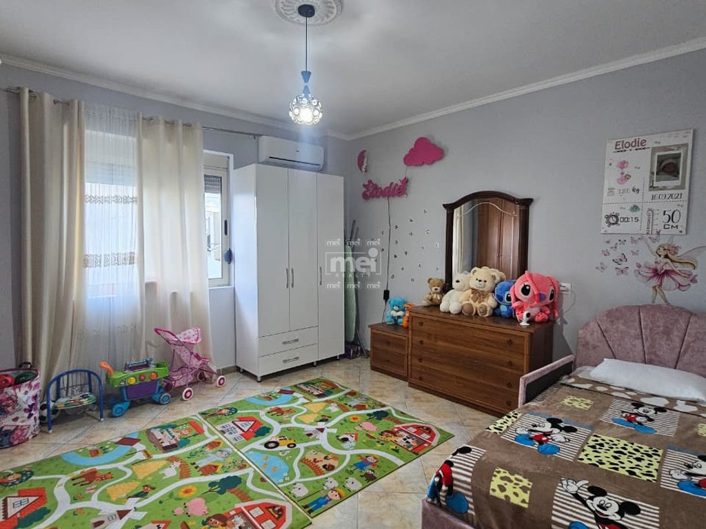 SHITET APARTAMENT 2+1+2 TEK RROTA E KUQE!