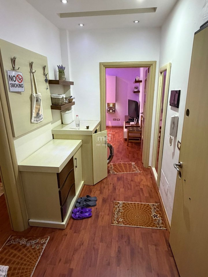 JEPET ME QERA APARTAMENT 1+1 TEK MAJESTIKU!