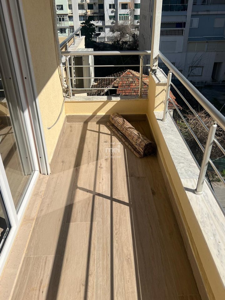 SHITET APARTAMENT  2+1 NE PLAZH, ILIRIA!