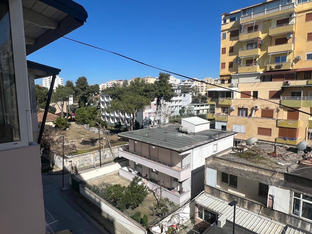 SHITET APARTAMENT  2+1 NE PLAZH, ILIRIA!