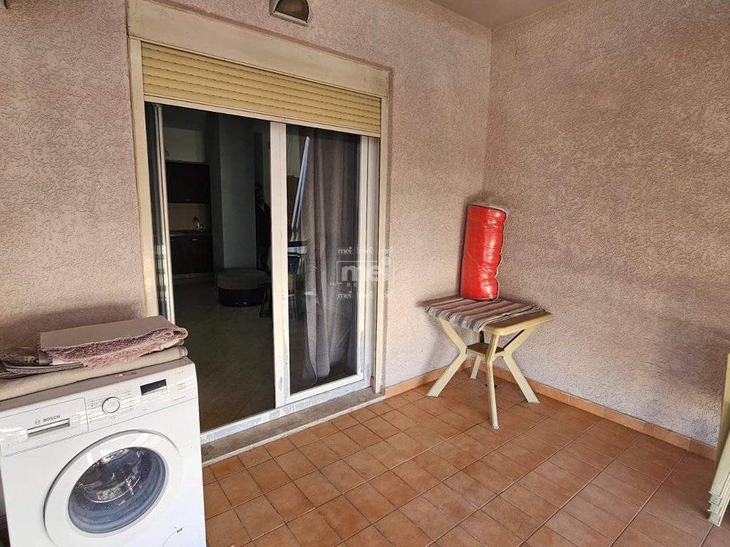 JEPET ME QIRA APARTAMENT 2+1 PRANE GJYKATES!