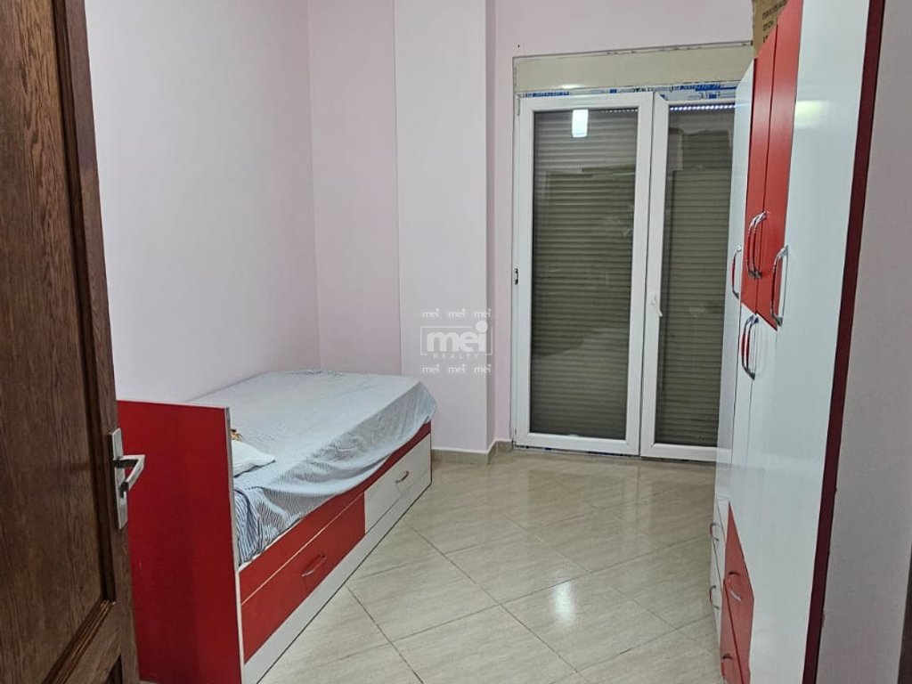 JEPET ME QIRA APARTAMENT 2+1 PRANE GJYKATES!