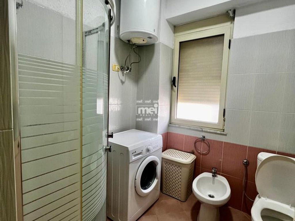 JEPET ME QIRA APARTAMENT 1+1 TEK RROTA E KUQE, PLAZH!