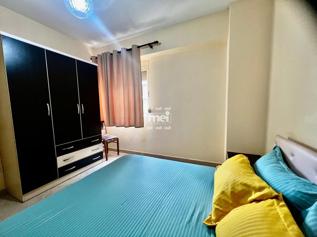 JEPET ME QIRA APARTAMENT 1+1 TEK RROTA E KUQE, PLAZH!