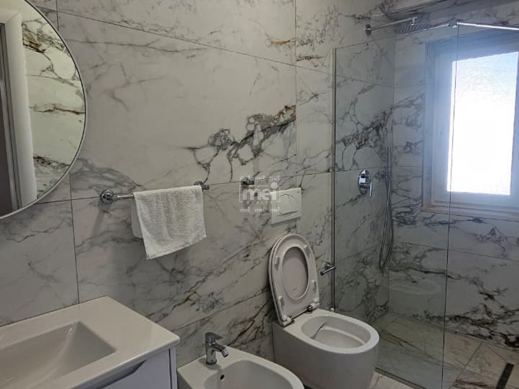 JEPET ME QIRA APARTAMENT 2+1+2 PRANE MARKATES!