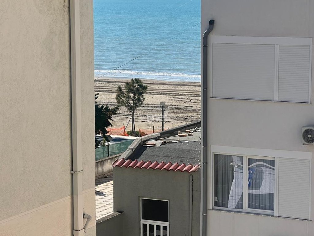 SHITET APARTAMENT 2+1 NE PLAZH, ILIRIA!