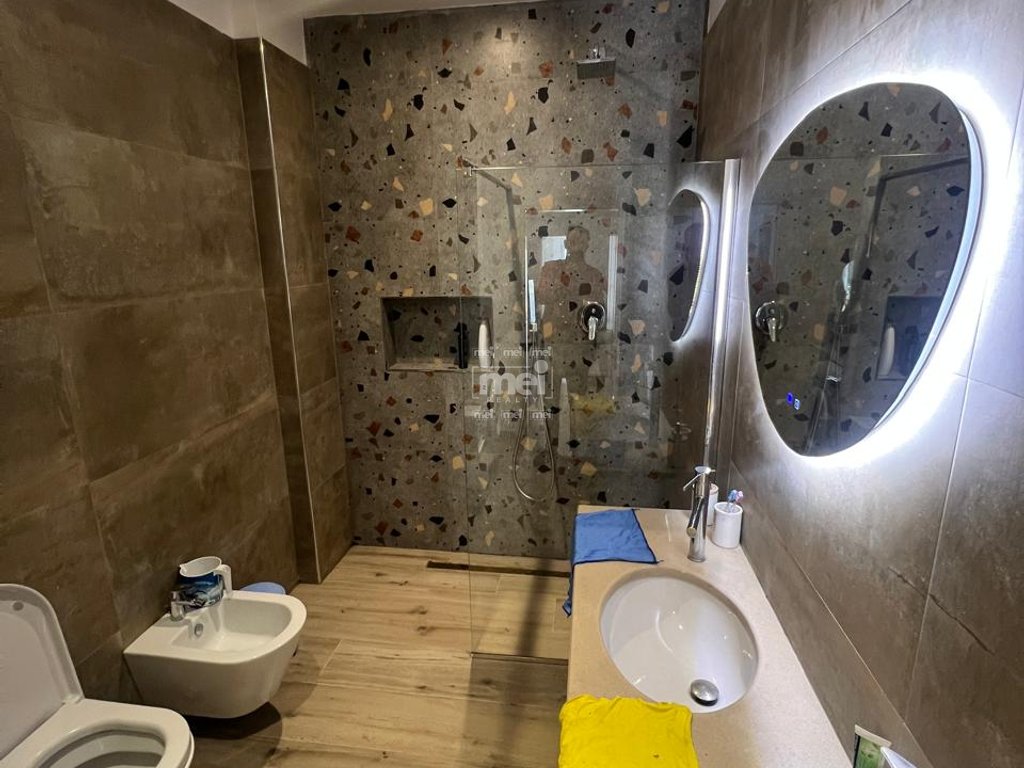 SHITET APARTAMENT 2+1 NE PLAZH, ILIRIA!