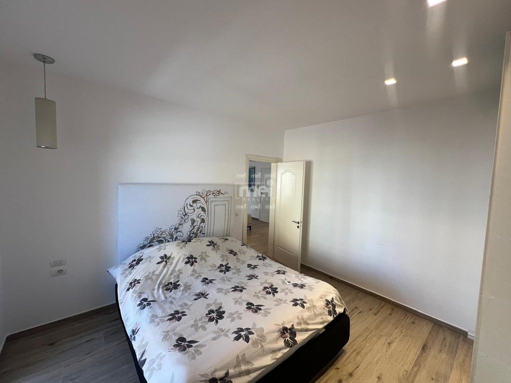 SHITET APARTAMENT 2+1 NE PLAZH, ILIRIA!