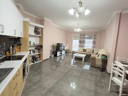 SHITET APARTAMENT 2+1 +2 BULEVARD KRYESOR