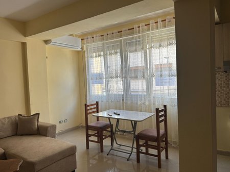 JEPET ME QIRA APARTAMENT 1+1 TEK TREGU FRUTA PERIMEVE!