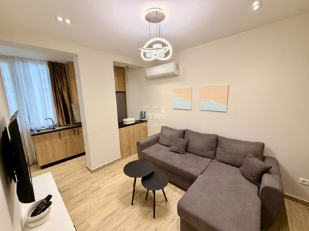 JEPET ME QIRA APARTAMENT 1+1 NE HEKURUDHA!