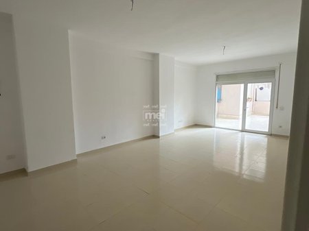 SHITET APARTAMENT UKD /LAGJA 17
