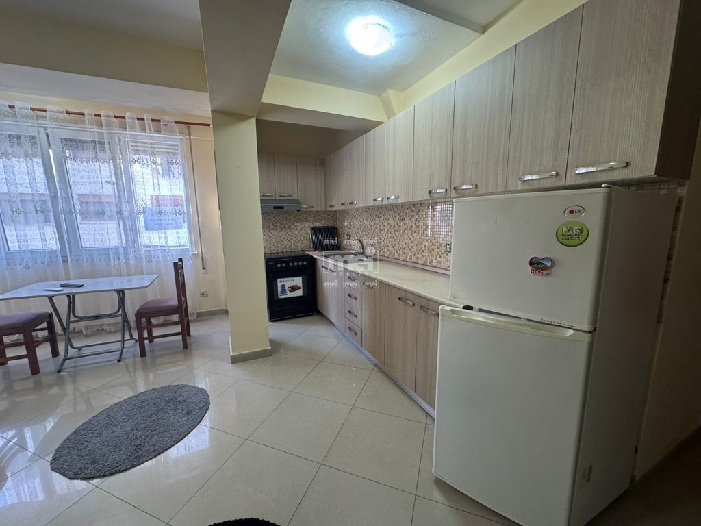 JEPET ME QIRA APARTAMENT 1+1 TEK TREGU FRUTA PERIMEVE!