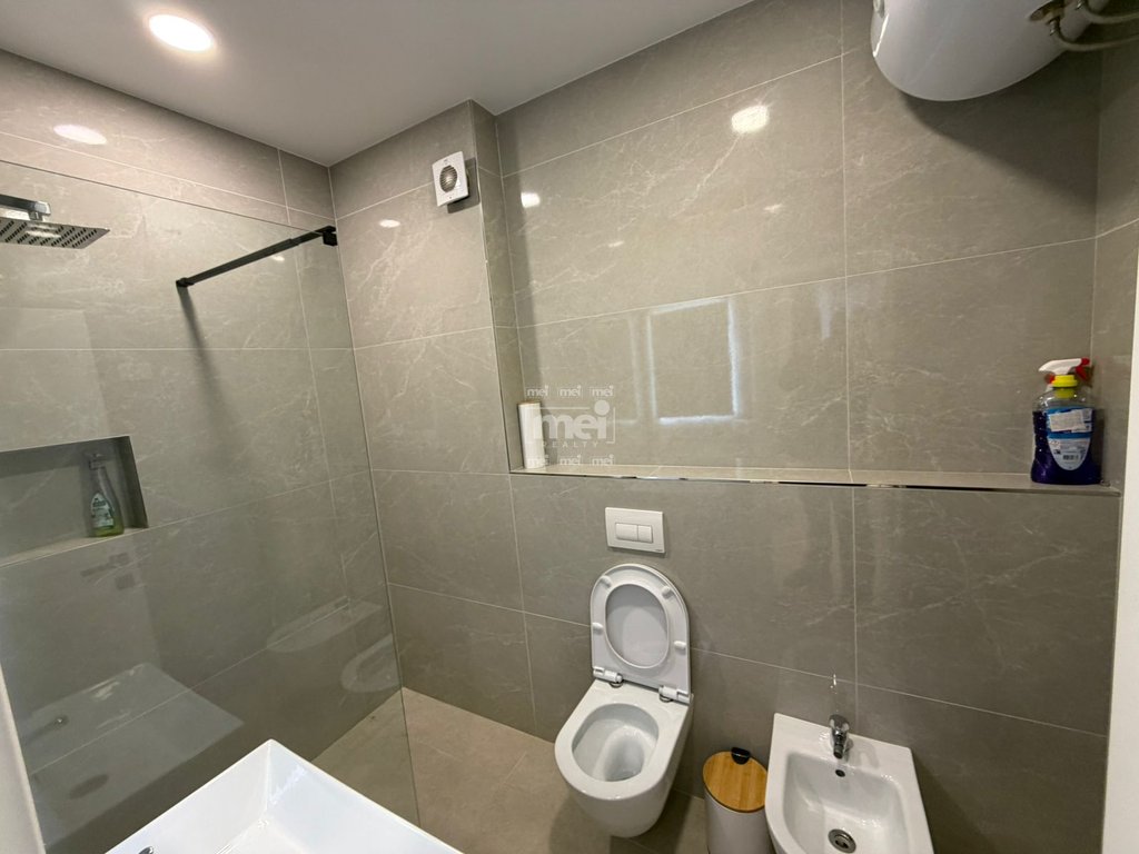 JEPET ME QIRA APARTAMENT 1+1 NE HEKURUDHA!