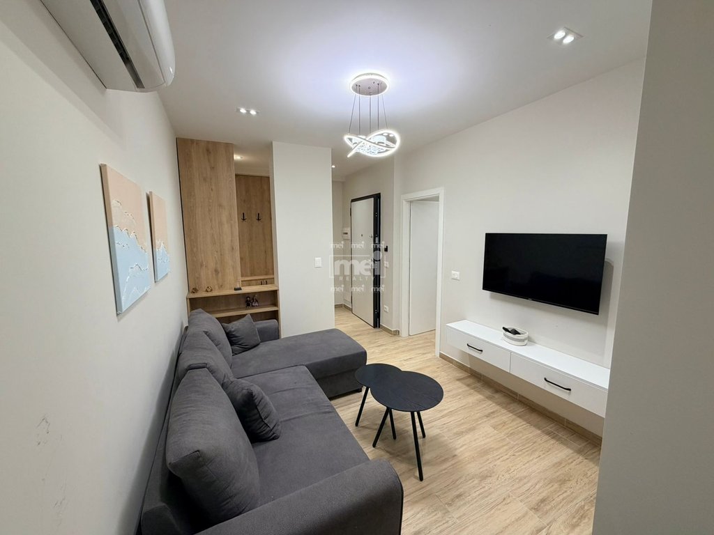 JEPET ME QIRA APARTAMENT 1+1 NE HEKURUDHA!