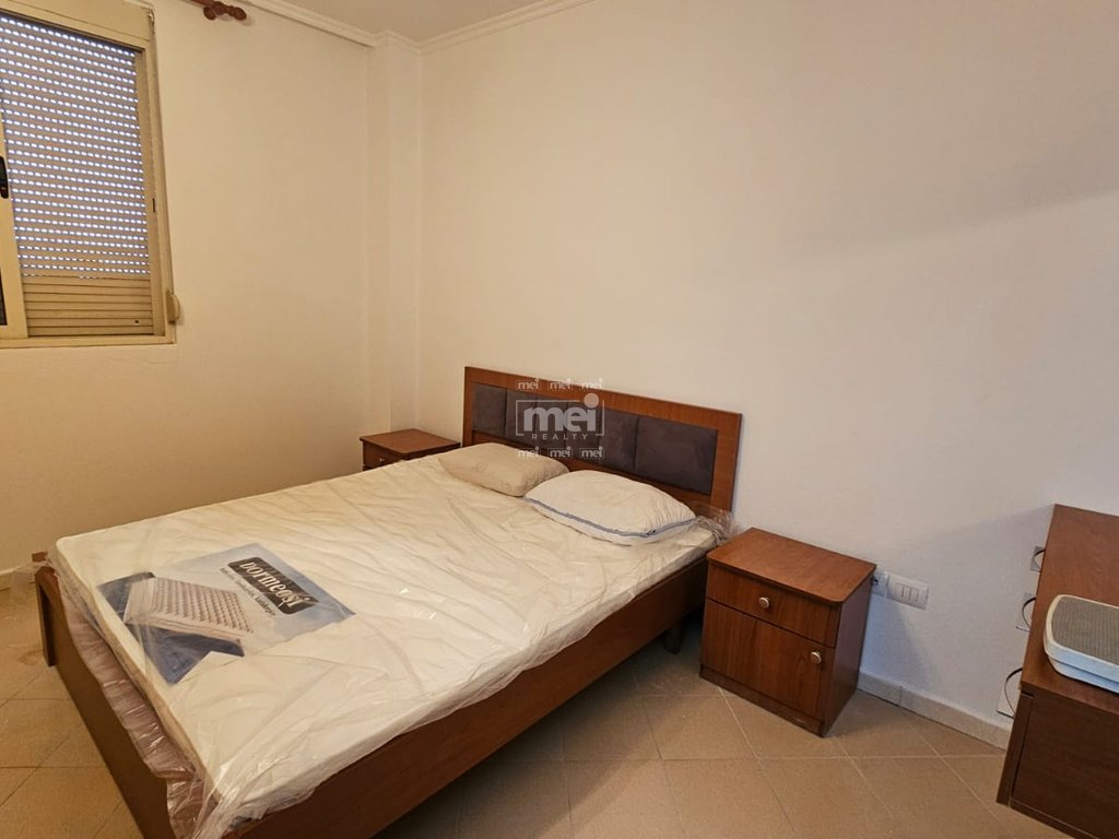 JEPET ME QIRA APARTAMENT 1+1 QENDER, DURRES!