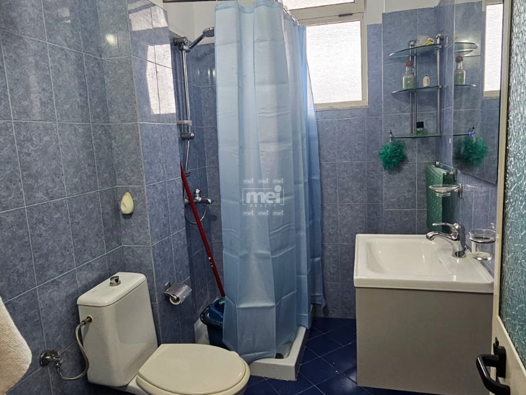 JEPET ME QIRA APARTAMENT 1+1 QENDER, DURRES!