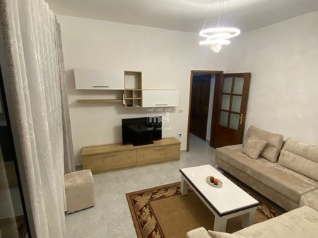 JEPET ME QIRA APARTAMENT   1+1