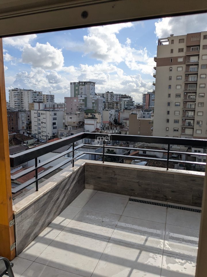 JEPET ME QIRA APARTAMENT 1+1