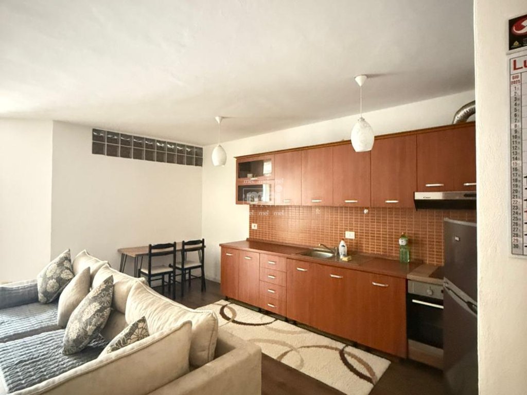 JEPET ME QIRA APARTAMENT 1+1 TEK  VOLLGA