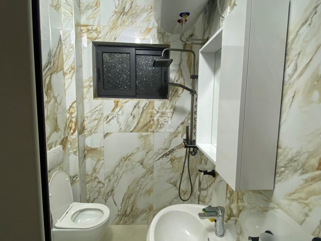 JEPET ME QIRA APARTAMENT 1+1