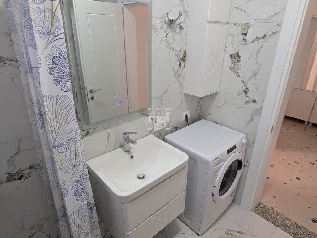 SHITET APARTAMENT 3+1 ZJARREFIKSJA DURRES