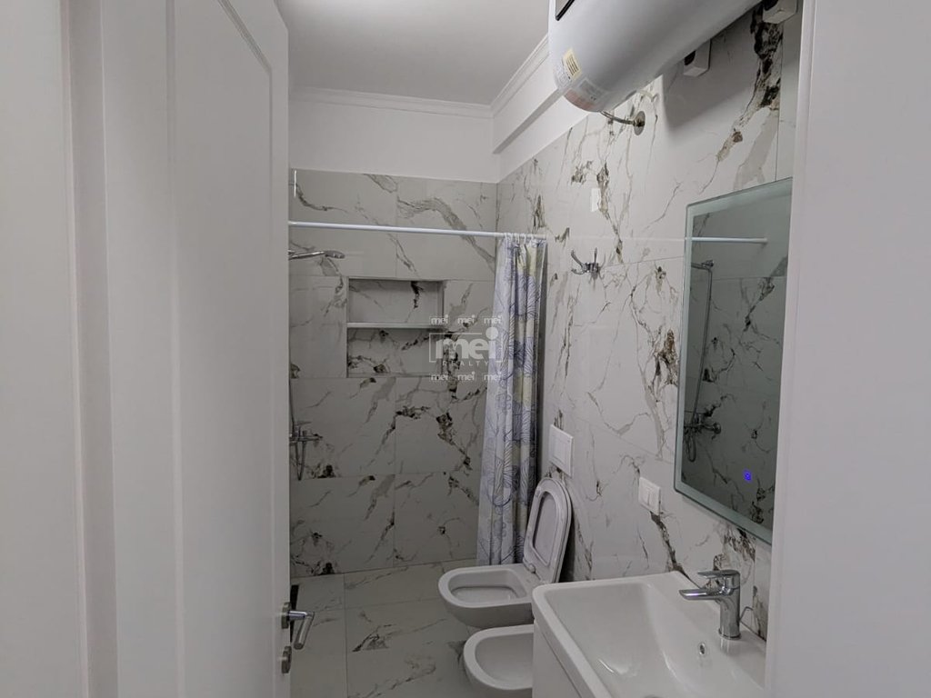 SHITET APARTAMENT 3+1 ZJARREFIKSJA DURRES
