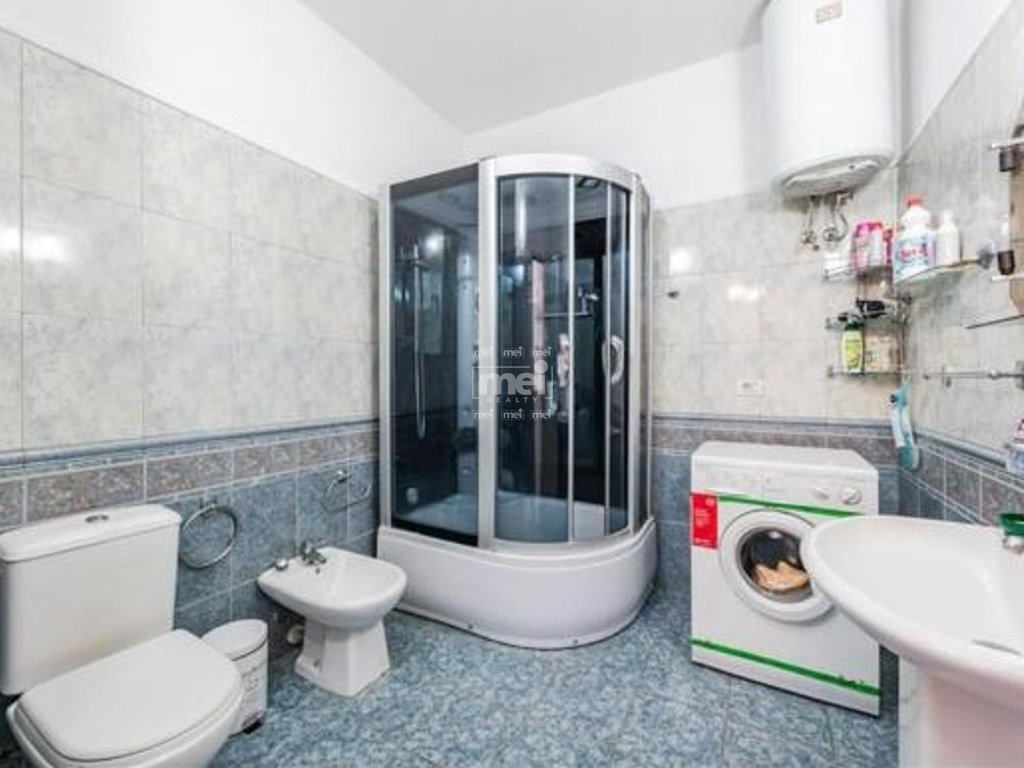 JEPET ME QIRA APARTAMENT 2+1 NE QENDER!