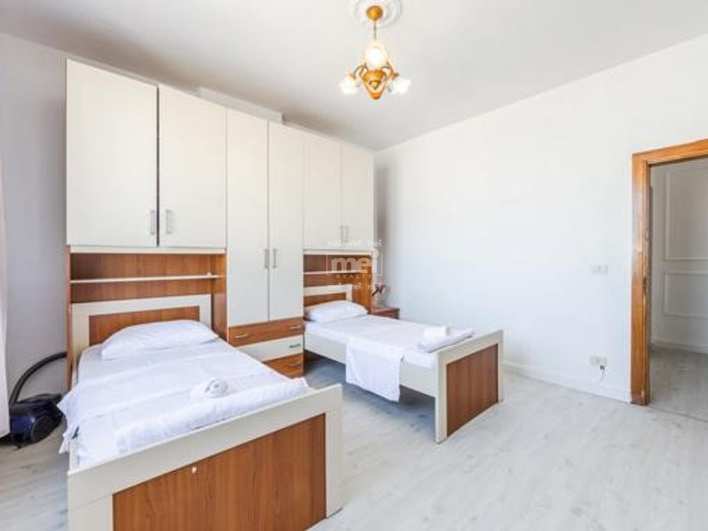 JEPET ME QIRA APARTAMENT 2+1 NE QENDER!