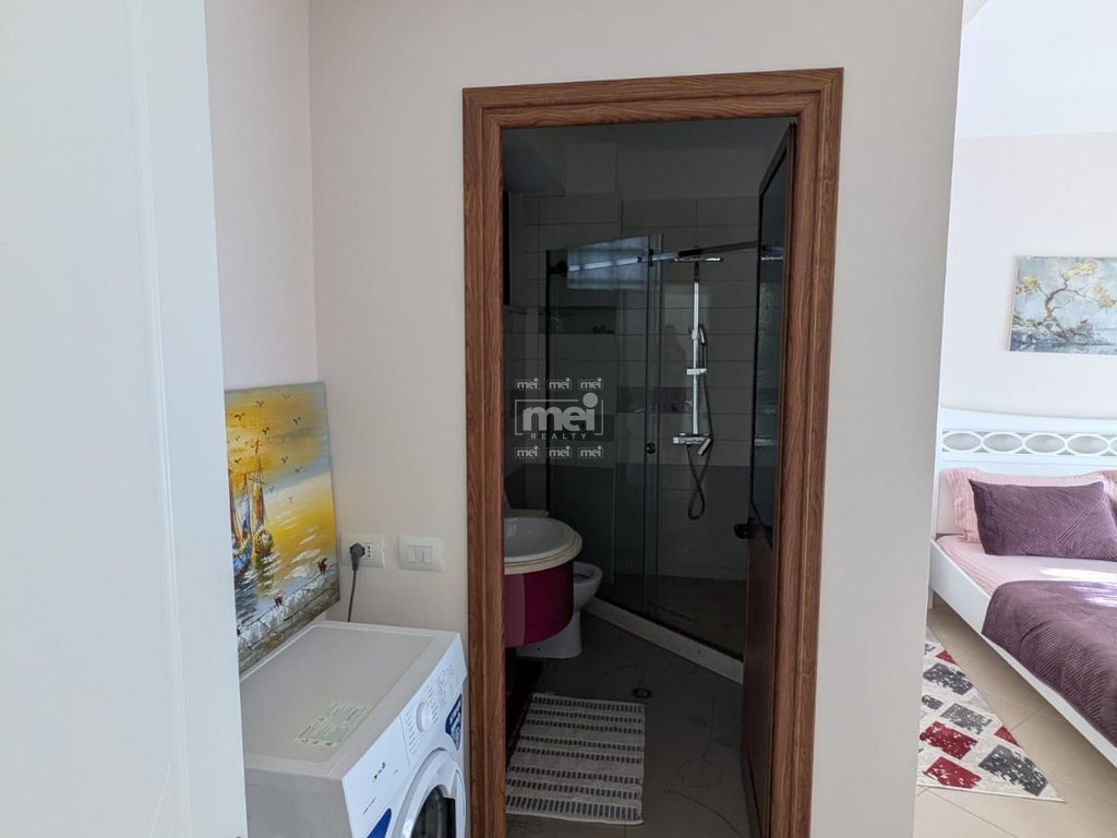 JEPET ME QIRA APRTM 1+1