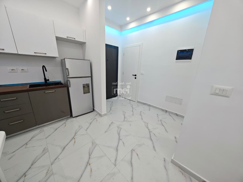 SHITET APARTMENT 1+1 NE QENDER!