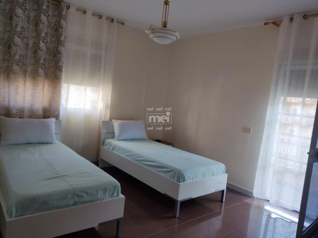 JEPET ME QIRA APARTAMENT  3+1+2 NE VOLLGA!
