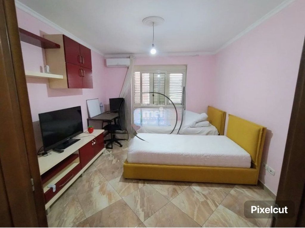 JEPET ME QIRA APARTAMENT 2+1 NE QENDER!